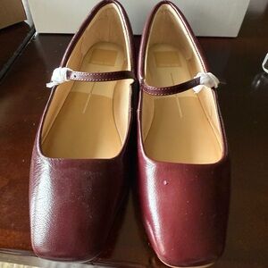 New Dolce Vita Reyes Cranberry Red Ballet Buckle Flats - Size 7 Work Costume